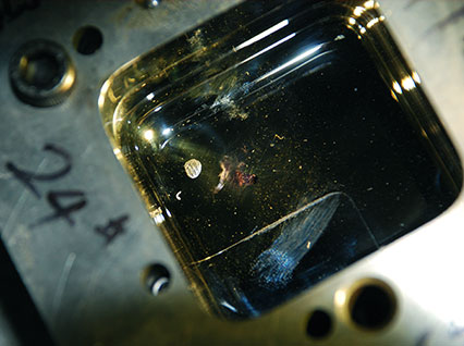<a href='http://www.1bw.com.cn/product/3.htm' class='text_a'>模具激光焊機</a>修復鏡面模具效果